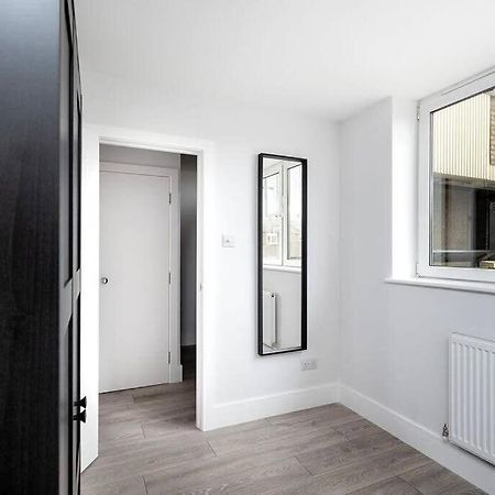 Charming Apartment In The Pleydell Estate London Exterior photo